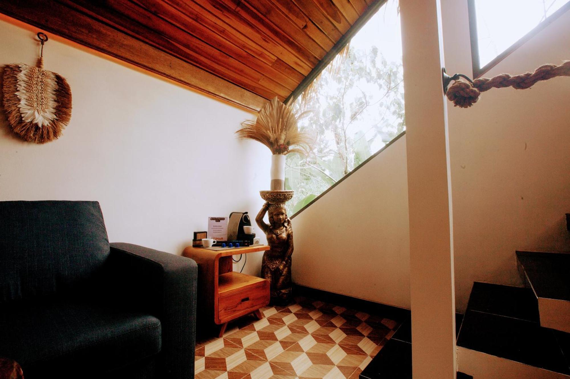 Ayumar Homestay Medewi 풀루칸 객실 사진